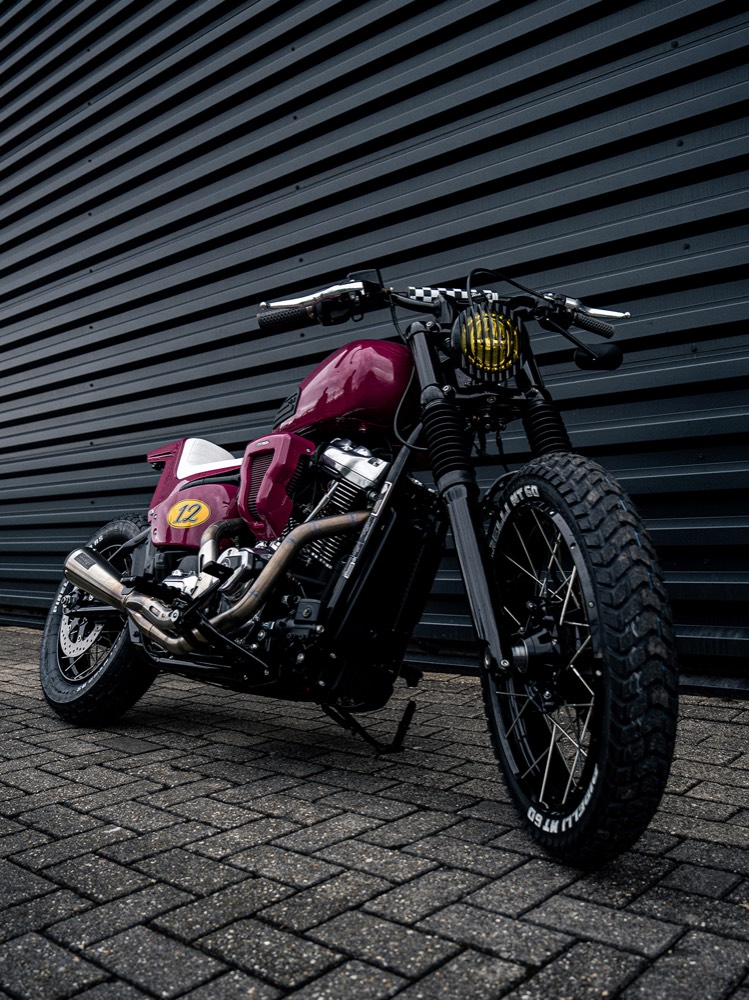 Harley-Davidson Street Bob — クルーザー美学